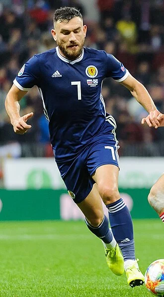 Robert Snodgrass height profile photo