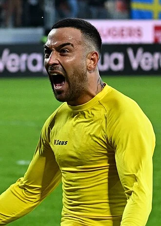 Roberto Insigne height profile photo