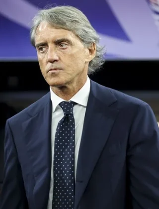 Roberto Mancini height profile photo