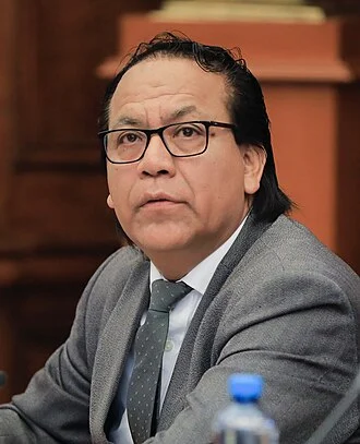 Roberto Sánchez (politician) height profile photo