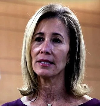 Robin L. Rosenberg height profile photo