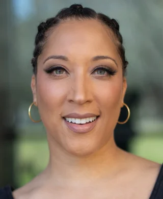 Robin Thede height profile photo