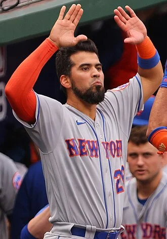 Robinson Chirinos height profile photo