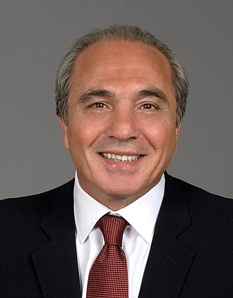 Rocco B. Commisso height profile photo