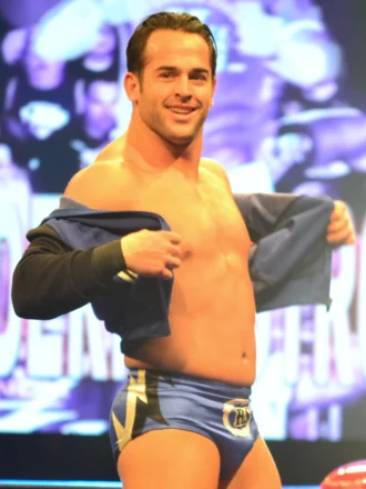 Roderick Strong height profile photo