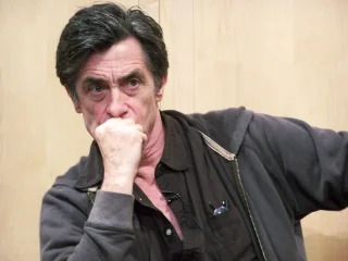 Roger Rees height profile photo