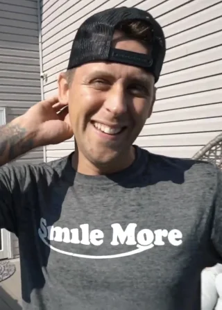 Roman Atwood height profile photo