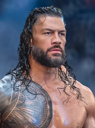 Roman Reigns height profile photo