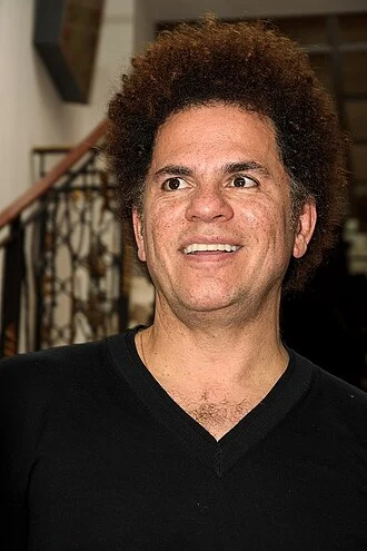 Romero Britto height profile photo