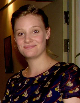 Romola Garai height profile photo