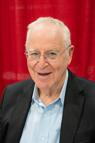 Ron Chernow height profile photo