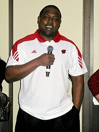 Ron Dayne height profile photo