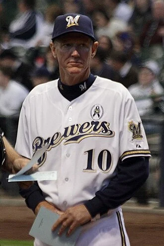 Ron Roenicke height profile photo