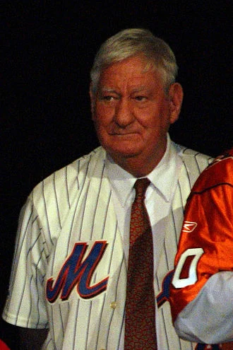 Ron Taylor (baseball) height profile photo