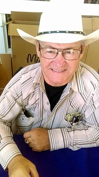 Ron Turcotte height profile photo