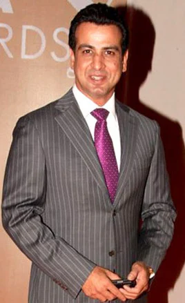 Ronit Roy height profile photo