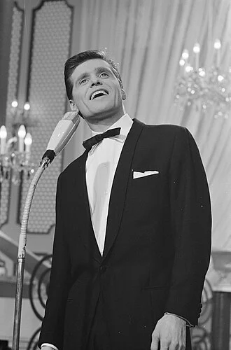 Ronnie Carroll height profile photo