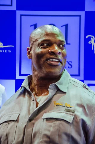 Ronnie Coleman height profile photo