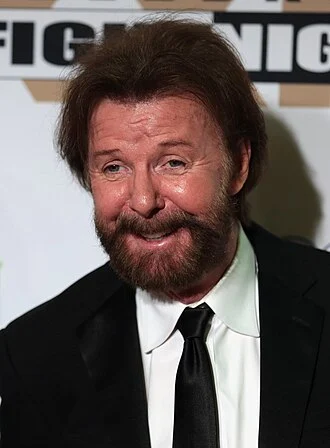 Ronnie Dunn height profile photo
