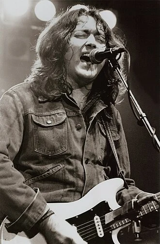 Rory Gallagher height profile photo