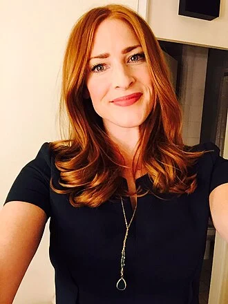 Rosalie Craig height profile photo