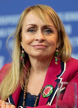 Rosalie Varda height profile photo