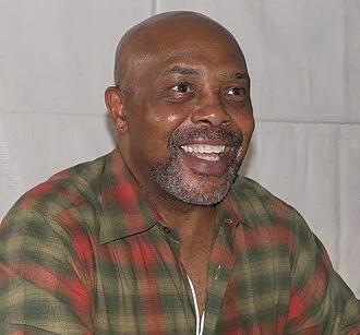Roscoe Orman height profile photo