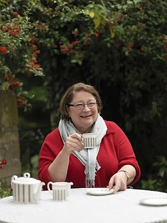 Rosemary Shrager height profile photo