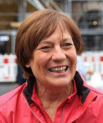 Rosi Mittermaier height profile photo
