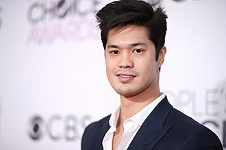 Ross Butler (actor) height profile photo