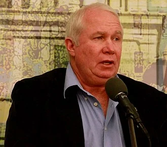 Roy Bennett (politician) height profile photo