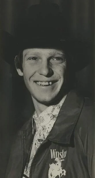 Roy Cooper (rodeo cowboy) height profile photo