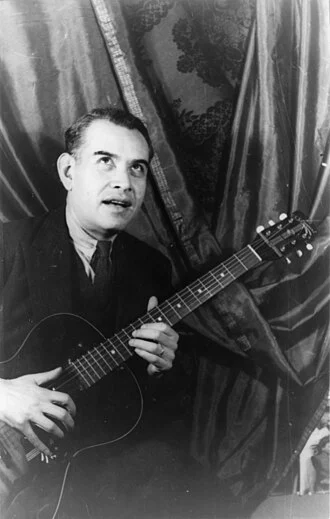 Rufino Tamayo height profile photo