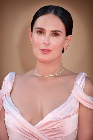 Rumer Willis height profile photo