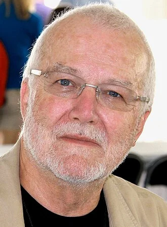 Russell Banks height profile photo