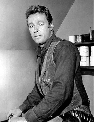 Russell Johnson height profile photo