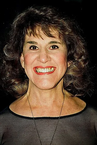 Ruth Buzzi height profile photo