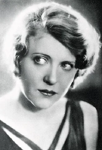 Ruth Chatterton height profile photo