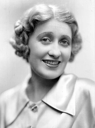 Ruth Etting height profile photo