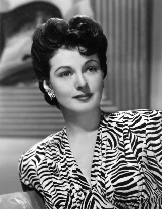 Ruth Hussey height profile photo