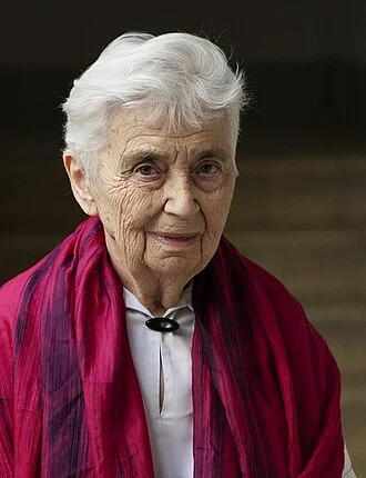 Ruth Pfau height profile photo