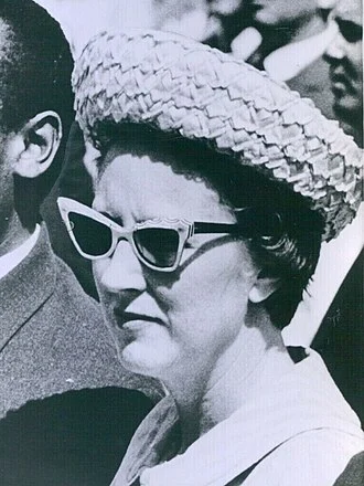 Ruth Williams Khama height profile photo