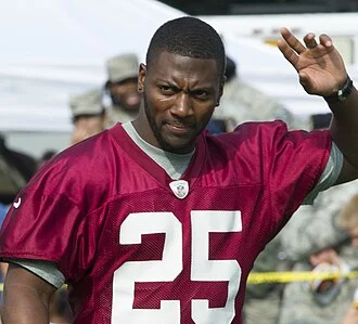 Ryan Clark (American football) height profile photo