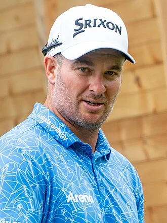 Ryan Fox height profile photo