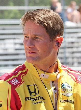 Ryan Hunter-Reay height profile photo