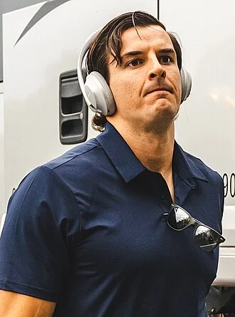 Ryan Kerrigan height profile photo