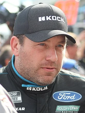 Ryan Newman (racing driver) height profile photo