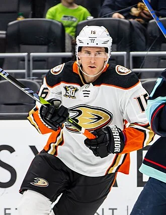 Ryan Strome height profile photo