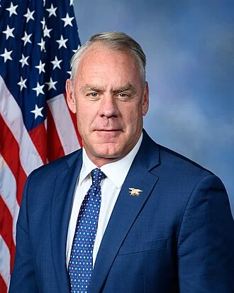 Ryan Zinke height profile photo