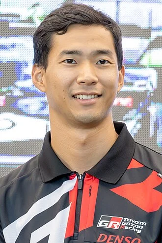 Ryo Hirakawa height profile photo